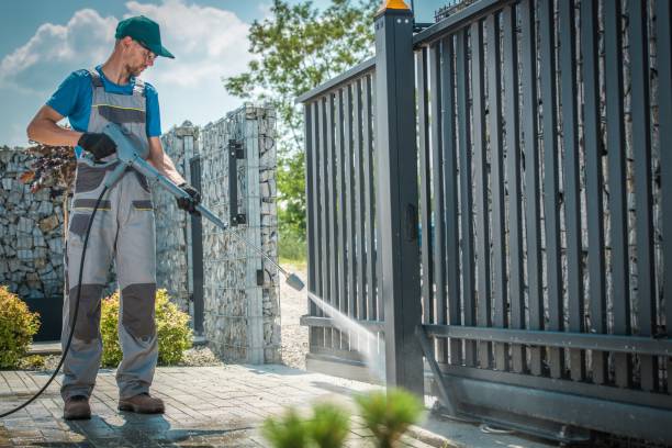 Best Sidewalk and Walkway Cleaning  in Poinciana, FL